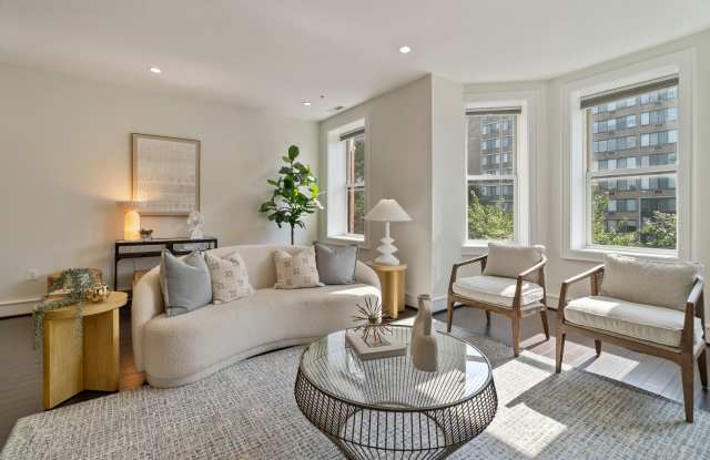 2bd 2ba Condo with Washer/Dryer, Modern Finishes in Boutique Condo Building photos photos