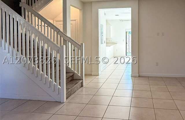 20800 NE 5th Ct Gallery 2