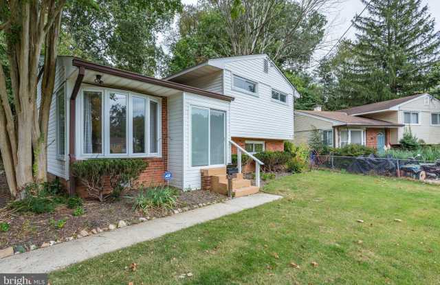 12909 GRENOBLE DRIVE Gallery 2