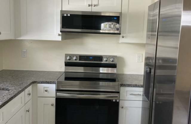513 Manor Circle - 1 Gallery 3