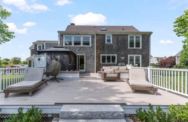 53 River Run Road - 53 River Run, Newport East, RI 02842