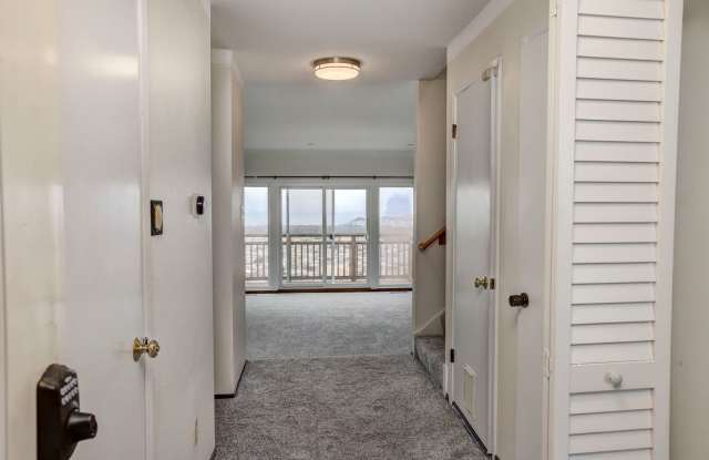 4BR/2.5BA Pet-Friendly Golden Gate Heights Home with Views, Bonus Room & 2-Car Garage | YouTube Tour Gallery 4