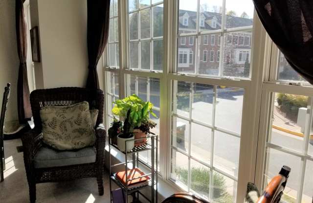 4529 MONMOUTH STREET Gallery 4