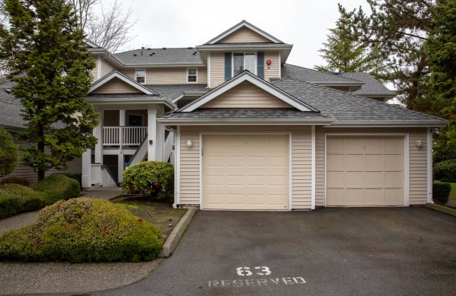12113 NE 172ND PL J102, Apt J 102 - 12113 Northeast 172nd Place, Bothell, WA 98011