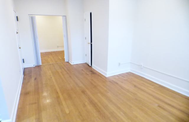 591 Myrtle Avenue Gallery 2