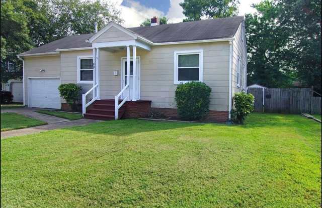 UNBEATABLE HAMPTON VALUE! Spacious 4-Bed with Epic Backyard Deck! Gallery 1