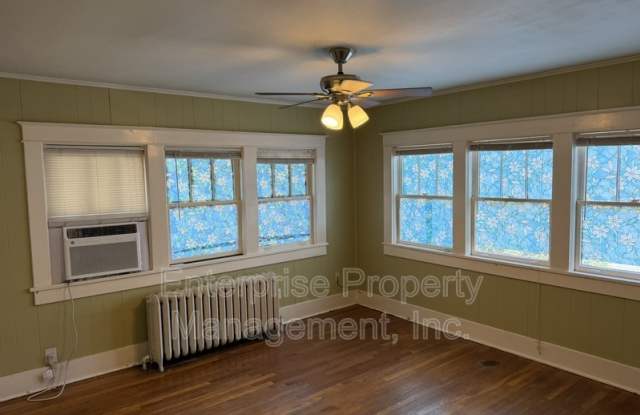 2380 Parkway Pl Gallery 4