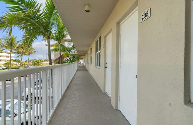 2565 S Ocean Boulevard unit: 208 photos photos