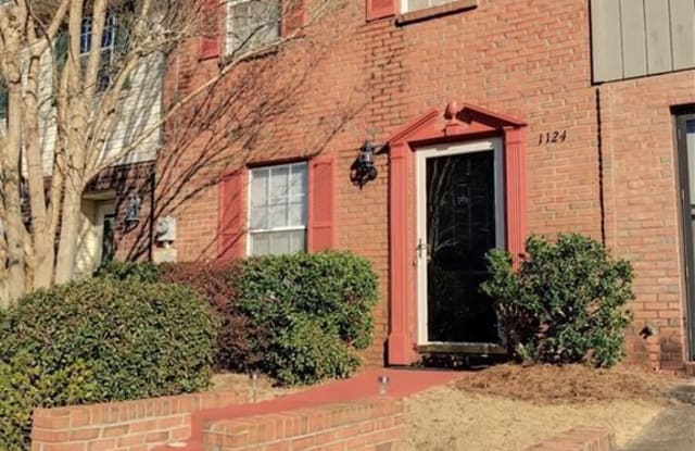 1124 Chinook St - 1124 Chinook Avenue, Auburn, AL 36830