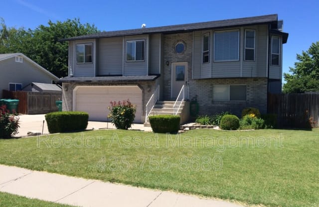 5801 South 4025 West - 5801 South 4025 West, Roy, UT 84067