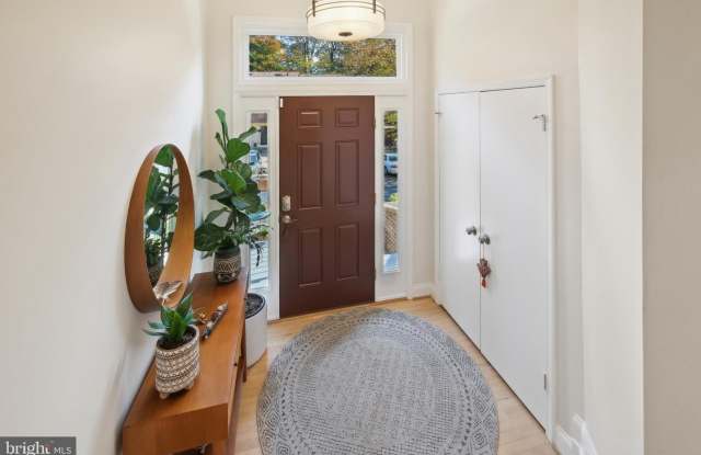 10935 WHITERIM DR Gallery 2