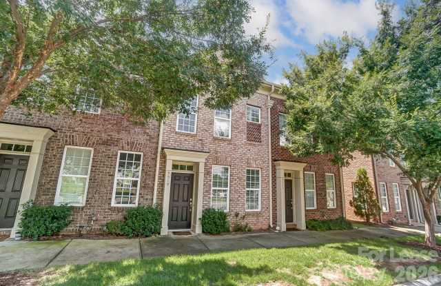 9519 Longstone Lane Gallery 4