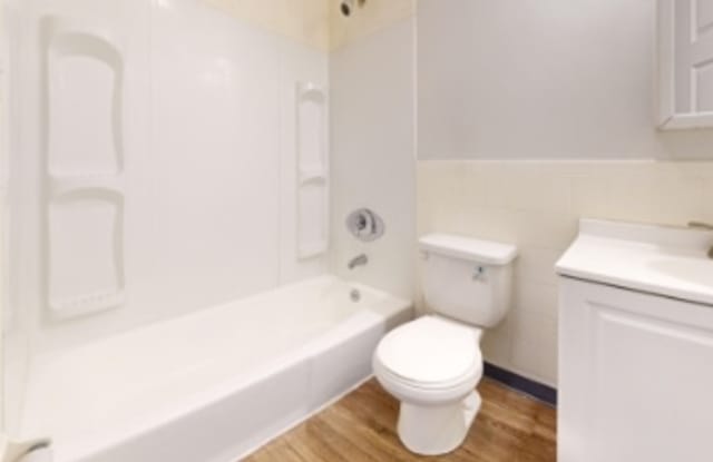 300 Meridian Street300 Meridian Street - 300 - 2 photos photos