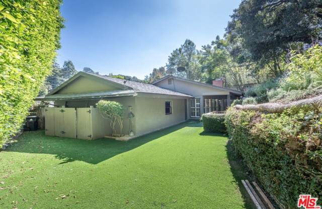 2559 Hutton Dr Gallery 2