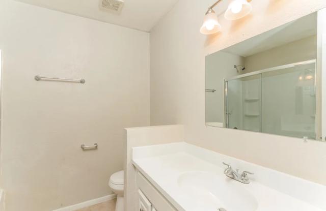 4550 Northwest Shelley Drive Gallery 1