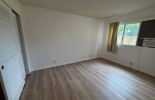 Ihona K2 One bedroom, one bathroom, one parking ground level townhouse. Gallery 4