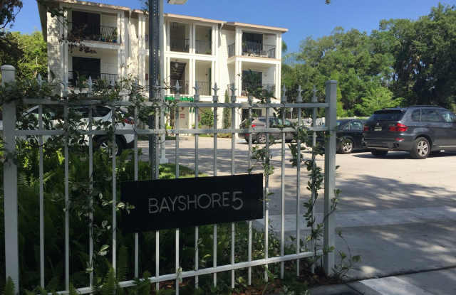 Bayshore 5 Gallery 1