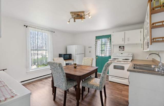 181 Main Street - 183B photos photos