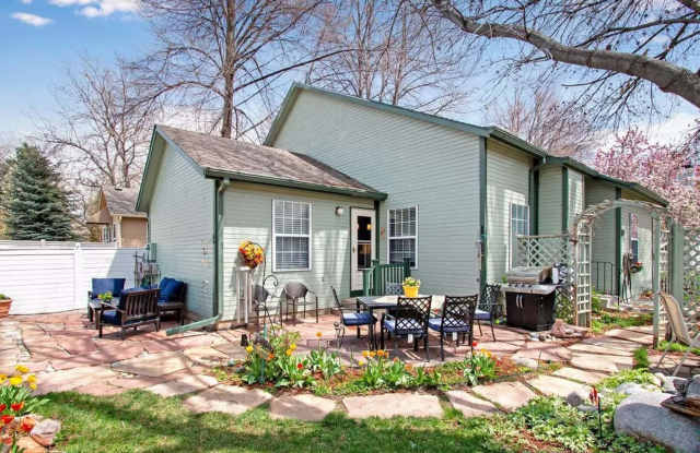 Beautiful 4 Bed 2 Bath Patio Home Near CSU - Bonus Craft Room! - 1980 Welch Street, Fort Collins, CO 80525