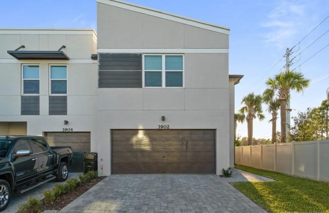 3902 SE Caladium Ct - 3902 Southeast Caladium Court, Stuart, FL 34997