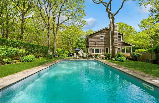 21 Atlantic Street - 21 Atlantic Street, Northwest Harbor, NY 11937