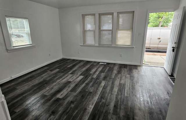 109-11 N BURLINGTON Street Gallery 2