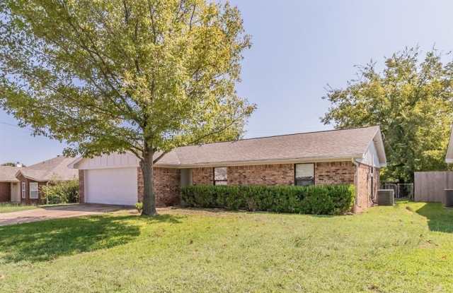 504 Rolling Hills Drive photos photos