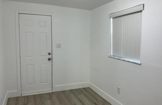 2605 Avenue F Gallery 4