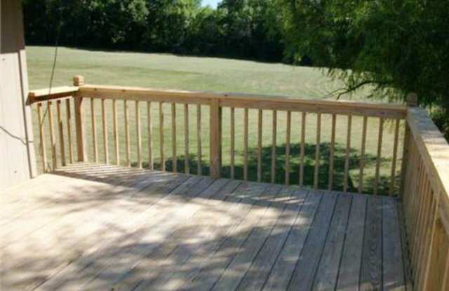 11828 Crystal Dr Gallery 3