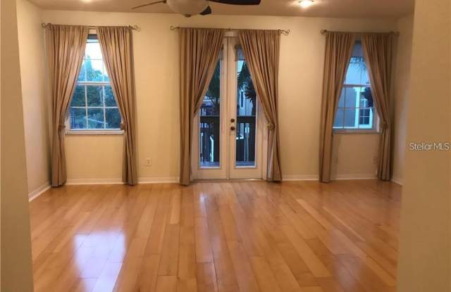 3045 POINTEVIEW DRIVE Gallery 4