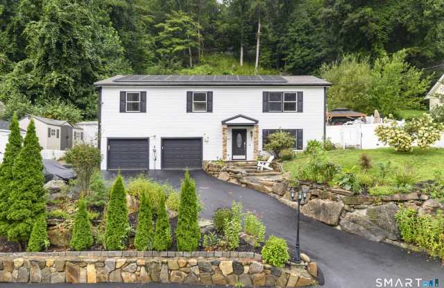 108 Perry Drive Gallery 1