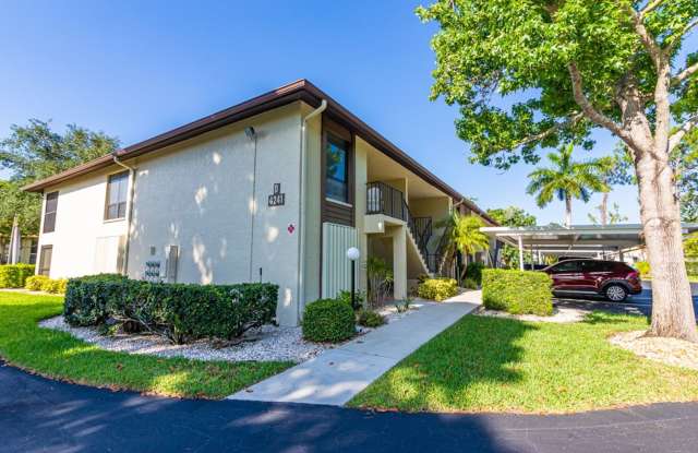 BEAUTIFUL UNFURNISHED ANNUAL 2/2 CONDO**5 MILES TO THE BEACH** THE FOUNTAINS Gallery 3