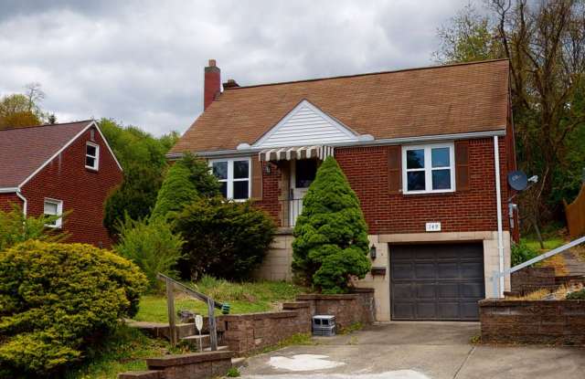 149 Parkwood Rd photos photos