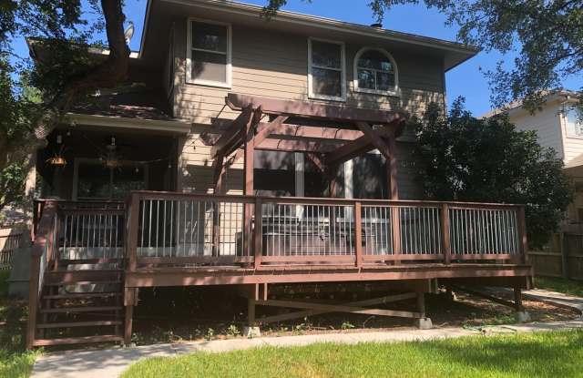 3428 Dartmouth Cove Gallery 4