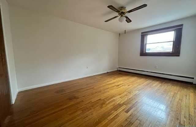 166 Sedore Avenue photos photos
