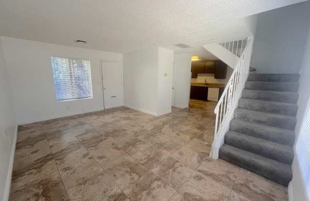 SPACIOUS 2BED/2BATH TOWNHOUSE photos photos