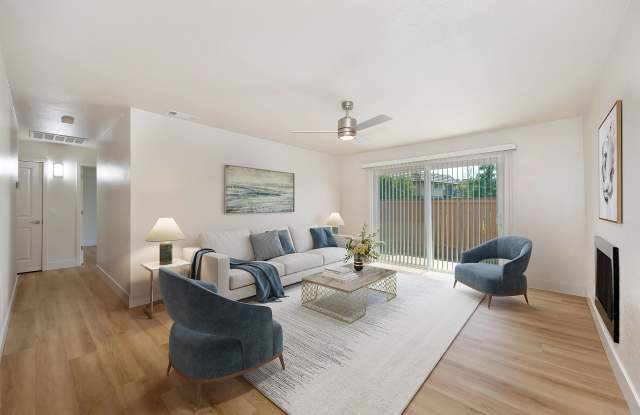 Brentwood Apartments Gallery 3