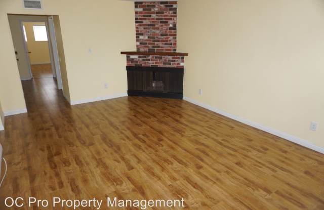 338 E. Briardale Avenue #4 Gallery 2