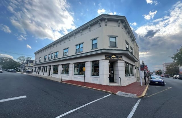 6 Drummond Place - 6 Drummond Place, Red Bank, NJ 07701