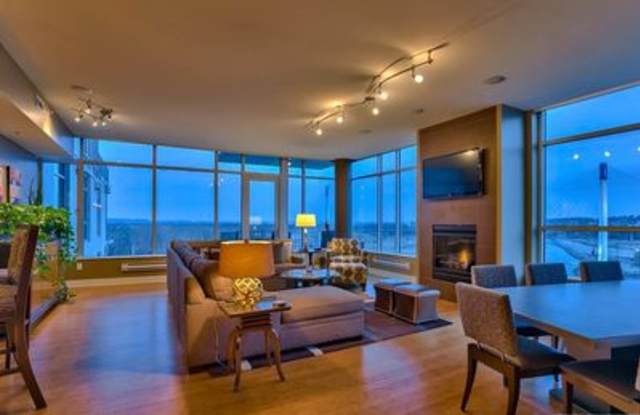 444 Riverfront Plaza Gallery 3