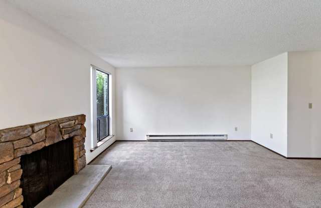 Prime 2 Bedroom Location: Quiet Living Near Middle & High Schools Gallery 4