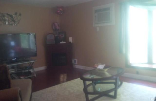 60 Halgren Crescent Gallery 4