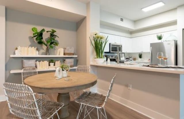 Avana Bayview Gallery 3