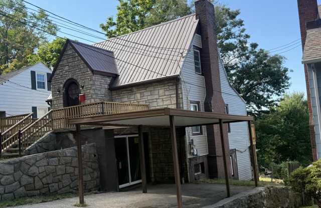 707 Clinton Ave Gallery 2