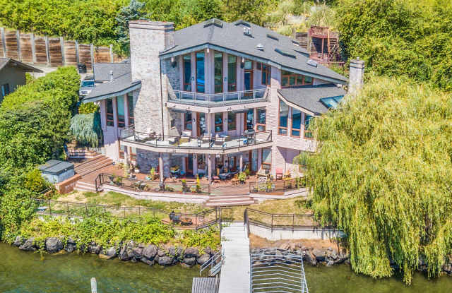 Spectacular Mercer Island Waterfront Home - 8279 West Mercer Way, Mercer Island, WA 98040