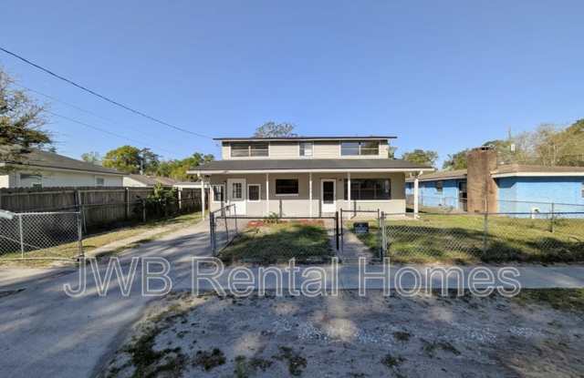 150 Bowlan St N photos photos