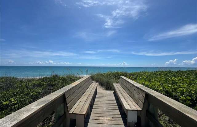 1501 NE Ocean Boulevard unit: 9 photos photos