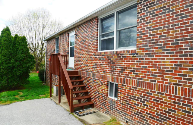 4113 Perry View Rd Rear Unit - 4113 Perry View Road, Perry Hall, MD 21236