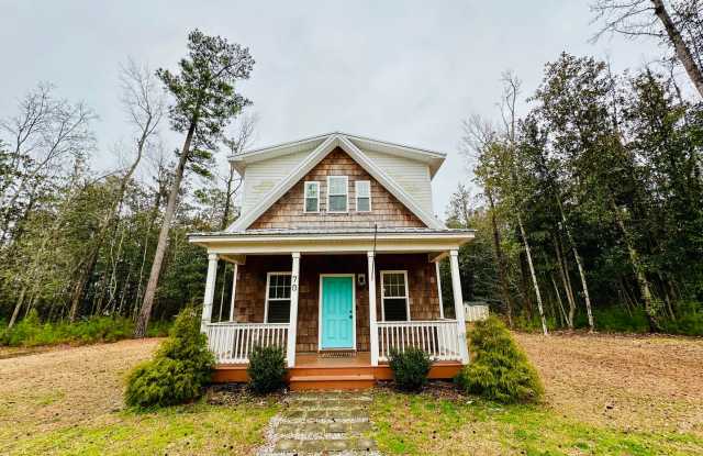 CASTLE HAYNE - Charming Craftsman style bungalow! photos photos CASTLE HAYNE - Charming Craftsman style bungalow! photos photos