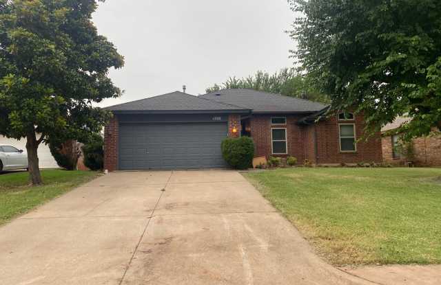 Edmond Schools - Newly Renovated 3 bedroom 2 bath photos photos
